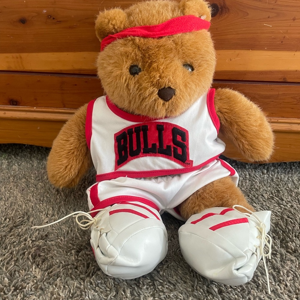 Chicago Bulls Plush Teddy Bear in White and Red Vintage 90’s